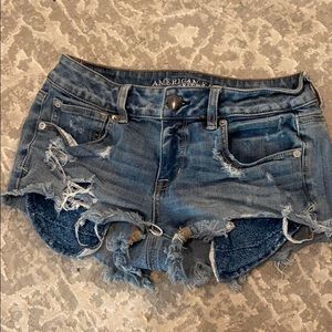 Short American Eagle size 4
